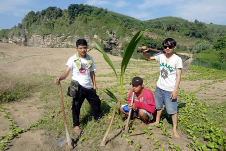 Blitar Makin Panas!