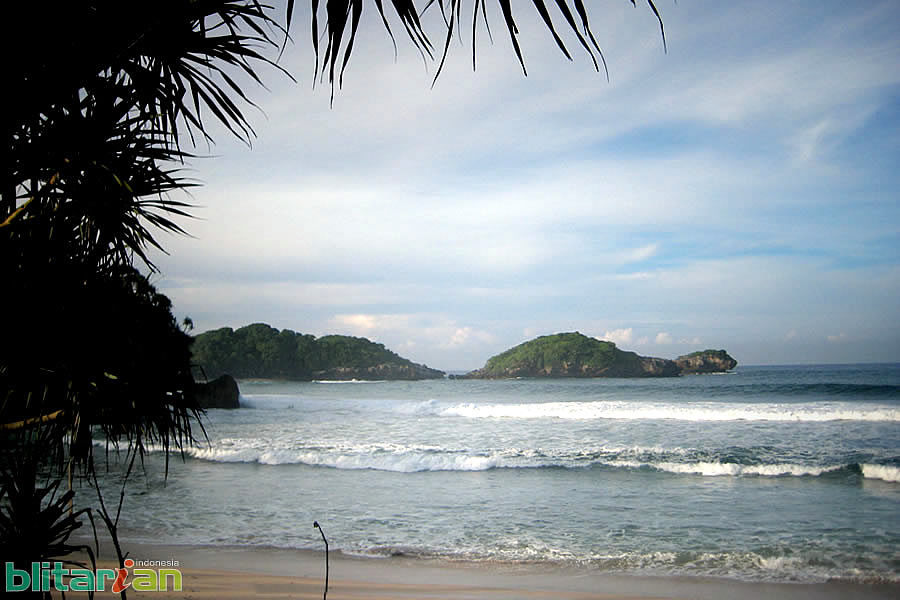 Pantai Wedi Ciut Blitar 1